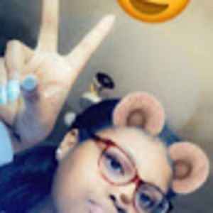 Meet your Posher, Amia